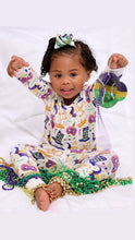 Load image into Gallery viewer, Mardi Gras Pajamas
